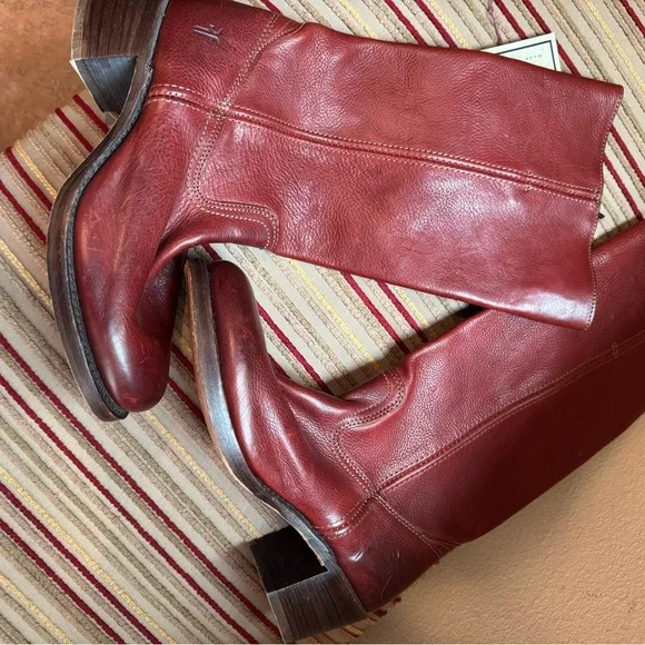 NEW with tags - VINTAGE Frye Burgundy Red Campus Leather Boots - Picture 1 of 16